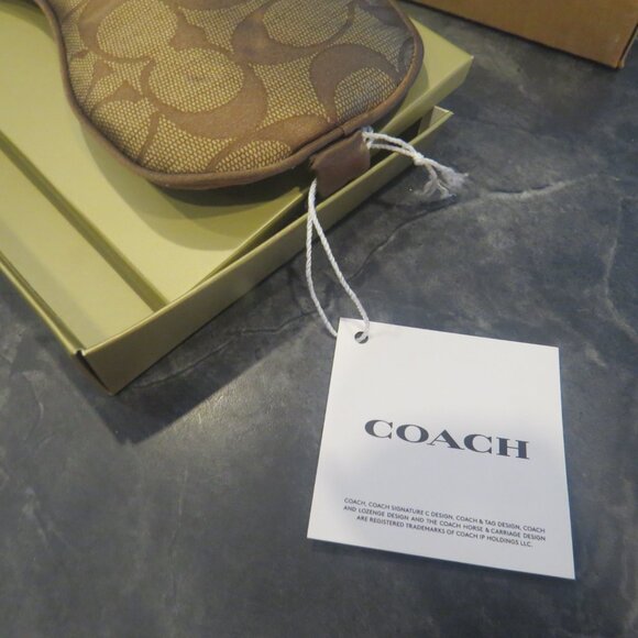 Coach Khaki Signature Eye Mask – NWT – 21 x 8.5 cm (B1) - Picture 5 of 6